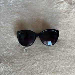 Black sunglasses